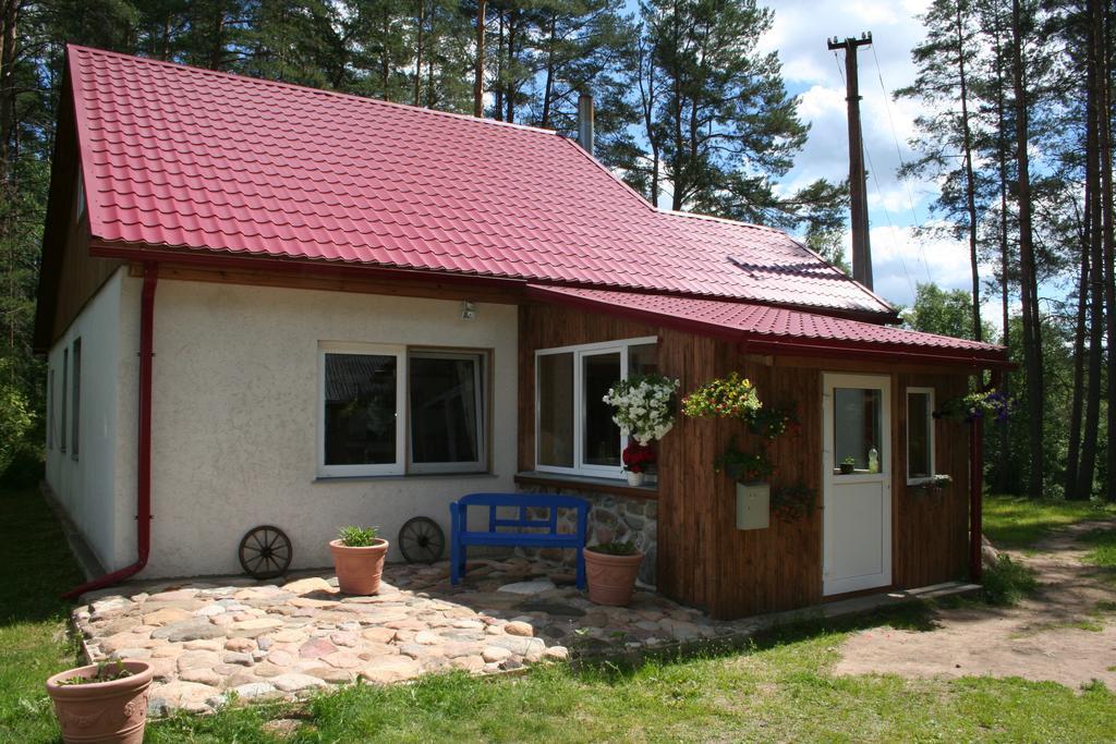 Nature Retreat "Upes Dizvietas" Krāslava Exterior foto